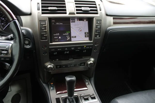 Used 2018 Gray Lexus 460 Luxury image 16