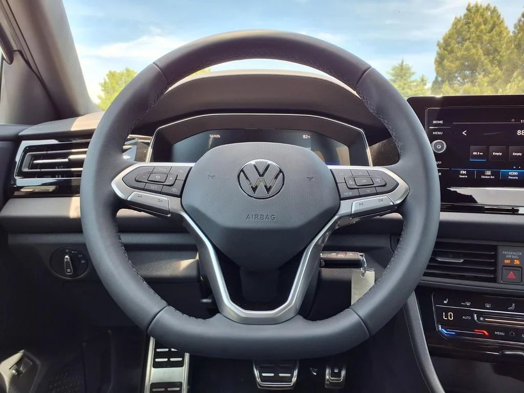 New 2026 Platinum Gray Metallic Volkswagen 1.5T Sport image 13