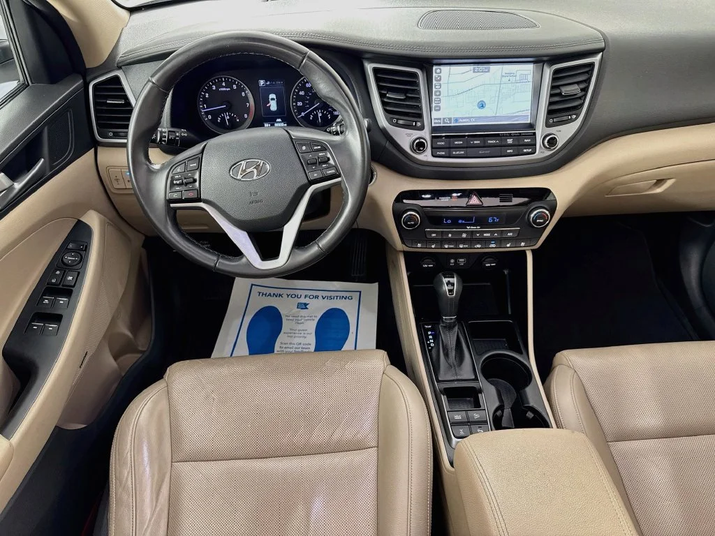 Used 2017 Winter White Hyundai Limited image 30