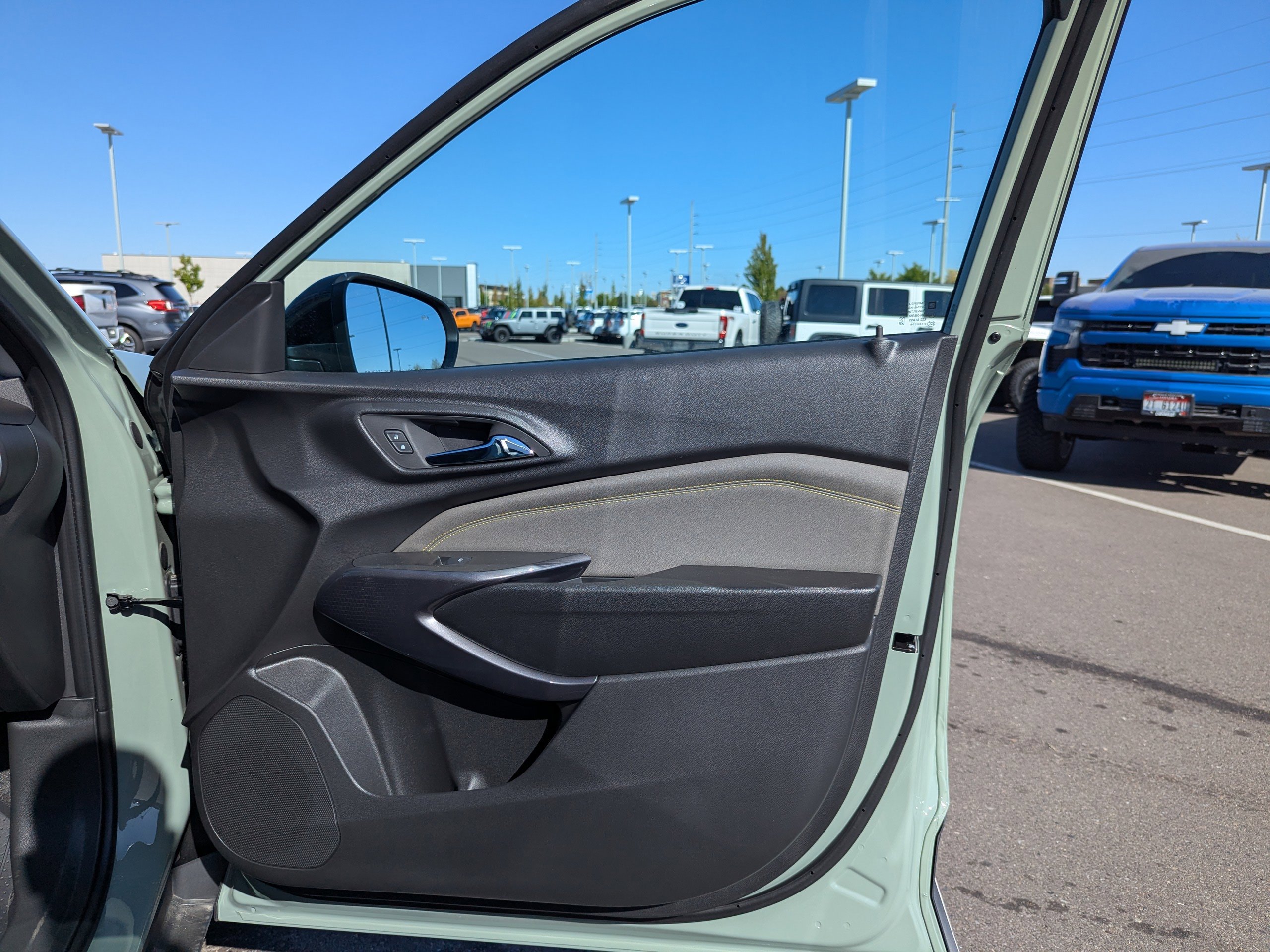 2026 Chevrolet Trax Activ - Photo 36