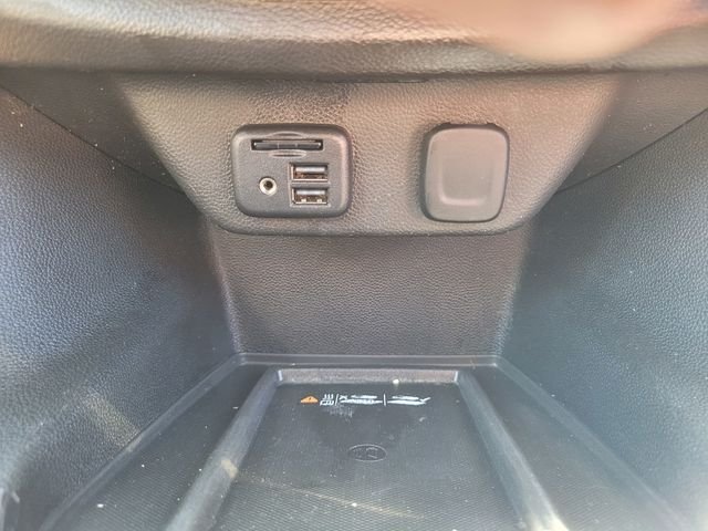 Used 2021 Beige Chevrolet Premier image 26