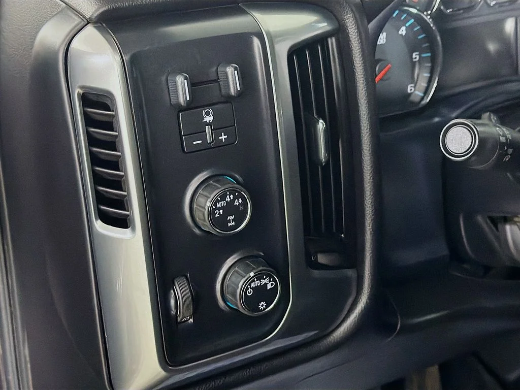 Used 2016 Gray Chevrolet LT image 11