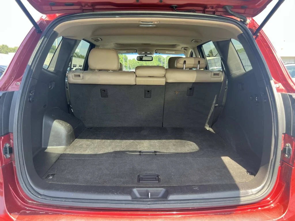 Used 2012 Red Hyundai Limited image 11