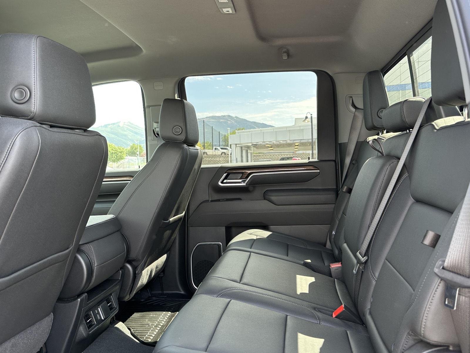 2026 Chevrolet Silverado 3500 HD LT - Photo 19