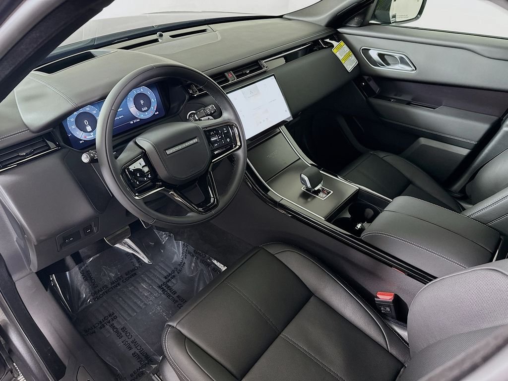 New 2026 Carpathian Grey LAND ROVER  image 10