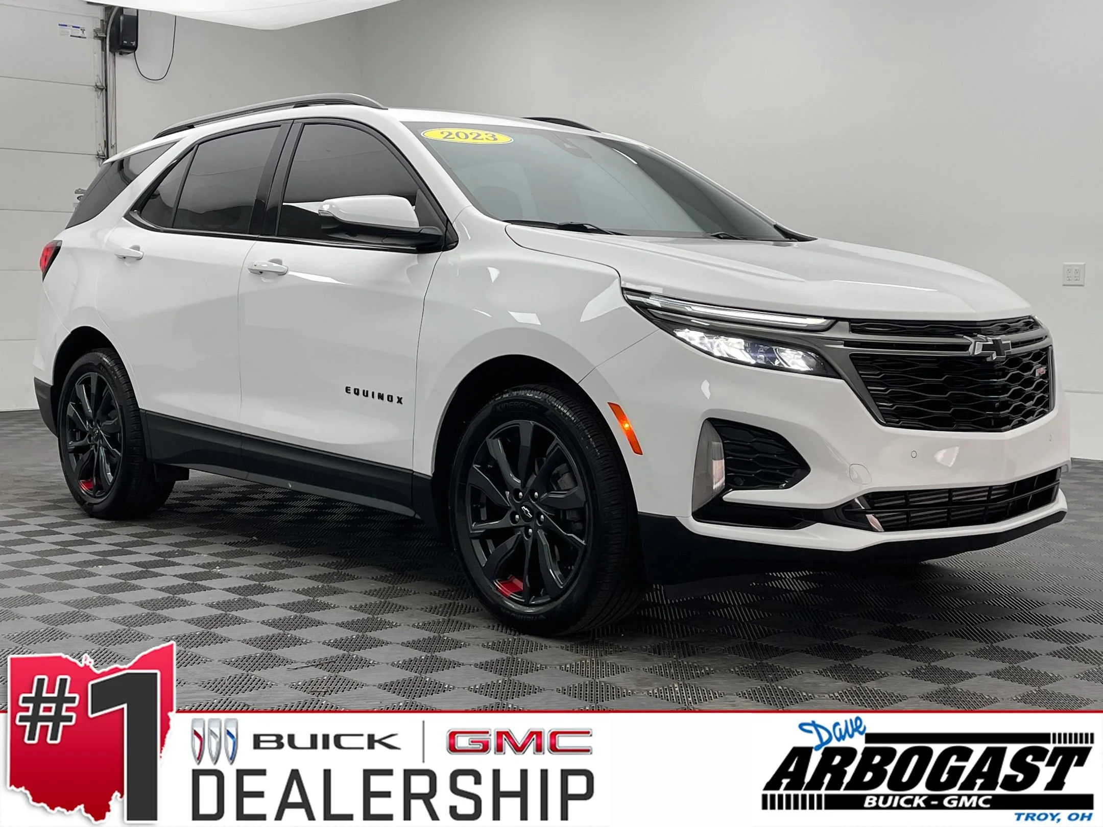 Used 2023 SUMMIT WHITE Chevrolet RS image 1