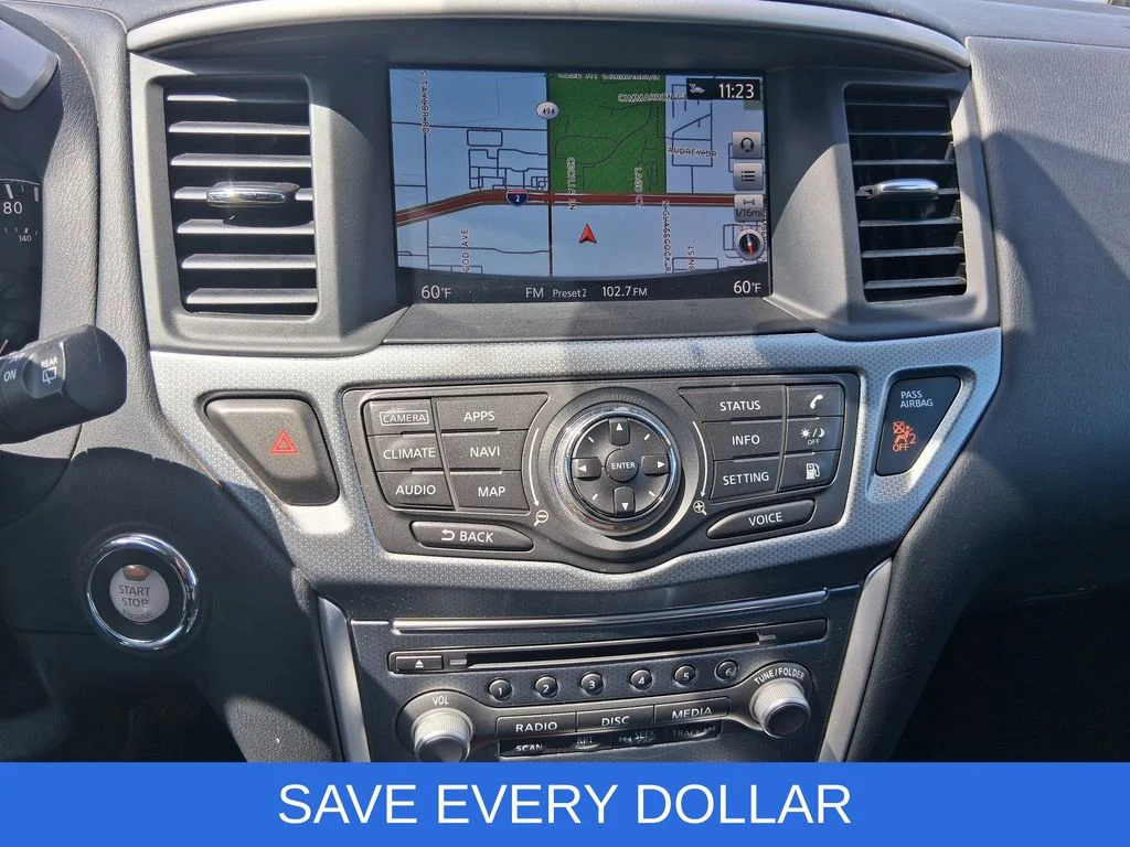 Used 2019 White Nissan SL image 6