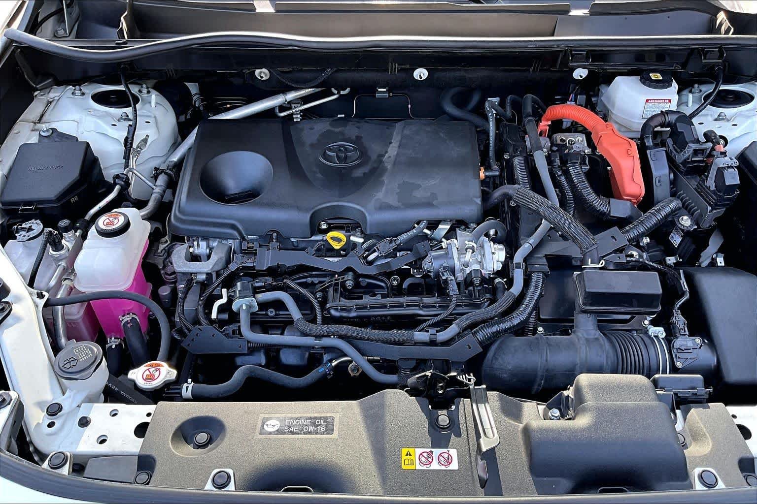 Used 2022 Blizzard Pearl Toyota Hybrid SE image 32