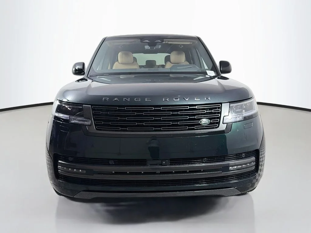 New 2026 British Racing Green Land Rover SE image 2