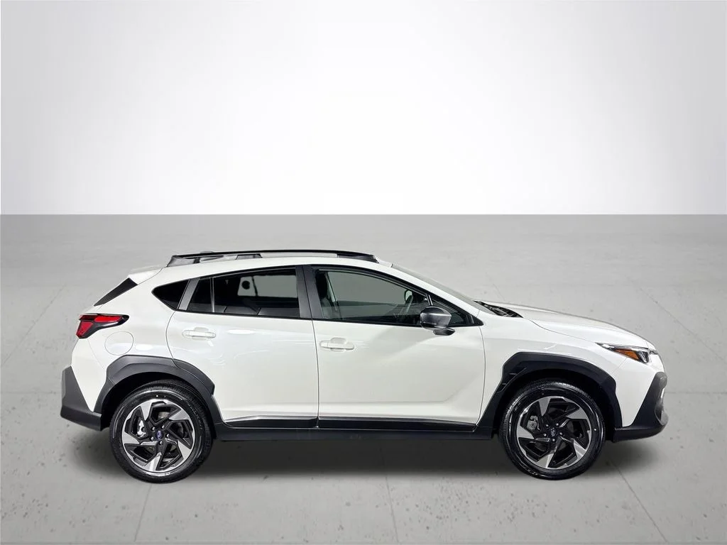 New 2026 CRYSTAL WHITE PEARL Subaru Limited image 5