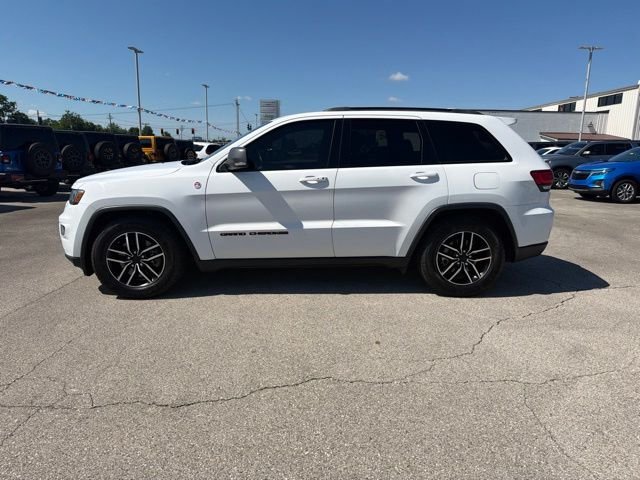 Used 2021 White Jeep Trailhawk image 2