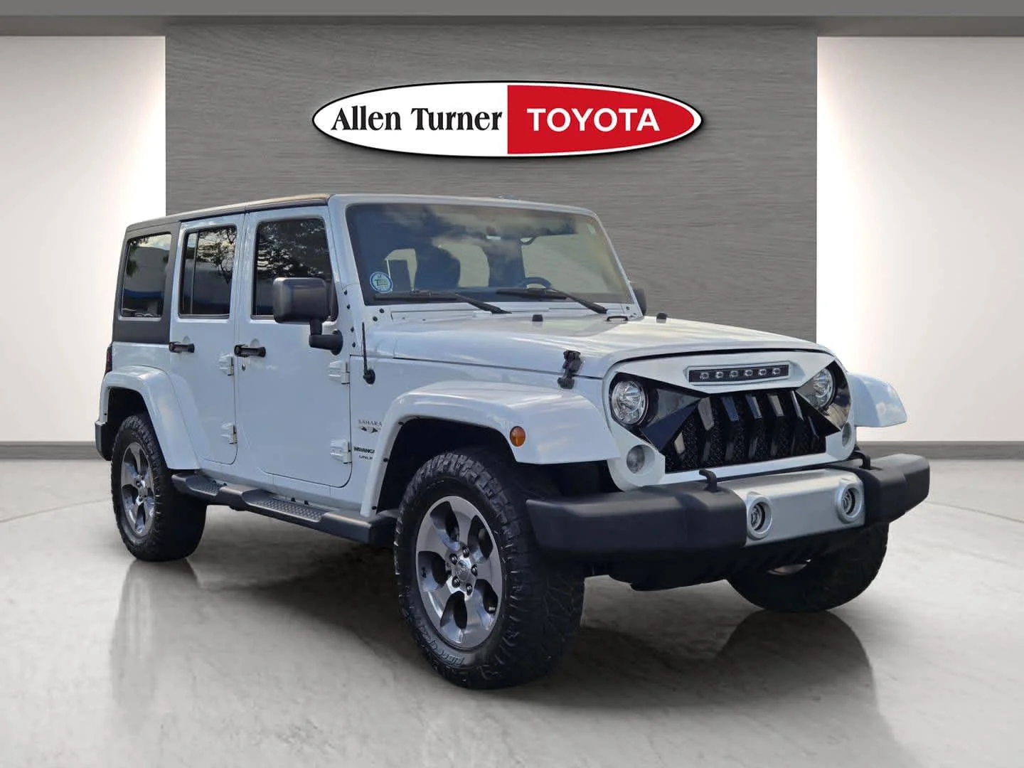 2018 Jeep Wrangler Sahara's photo