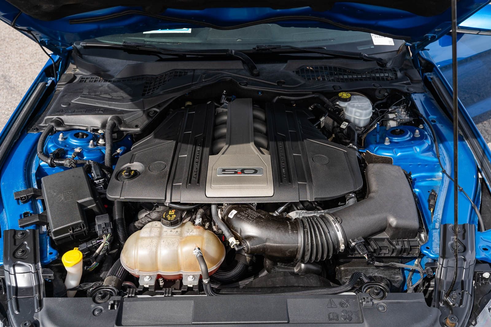 Certified Used 2019 Blue Ford GT Premium image 19