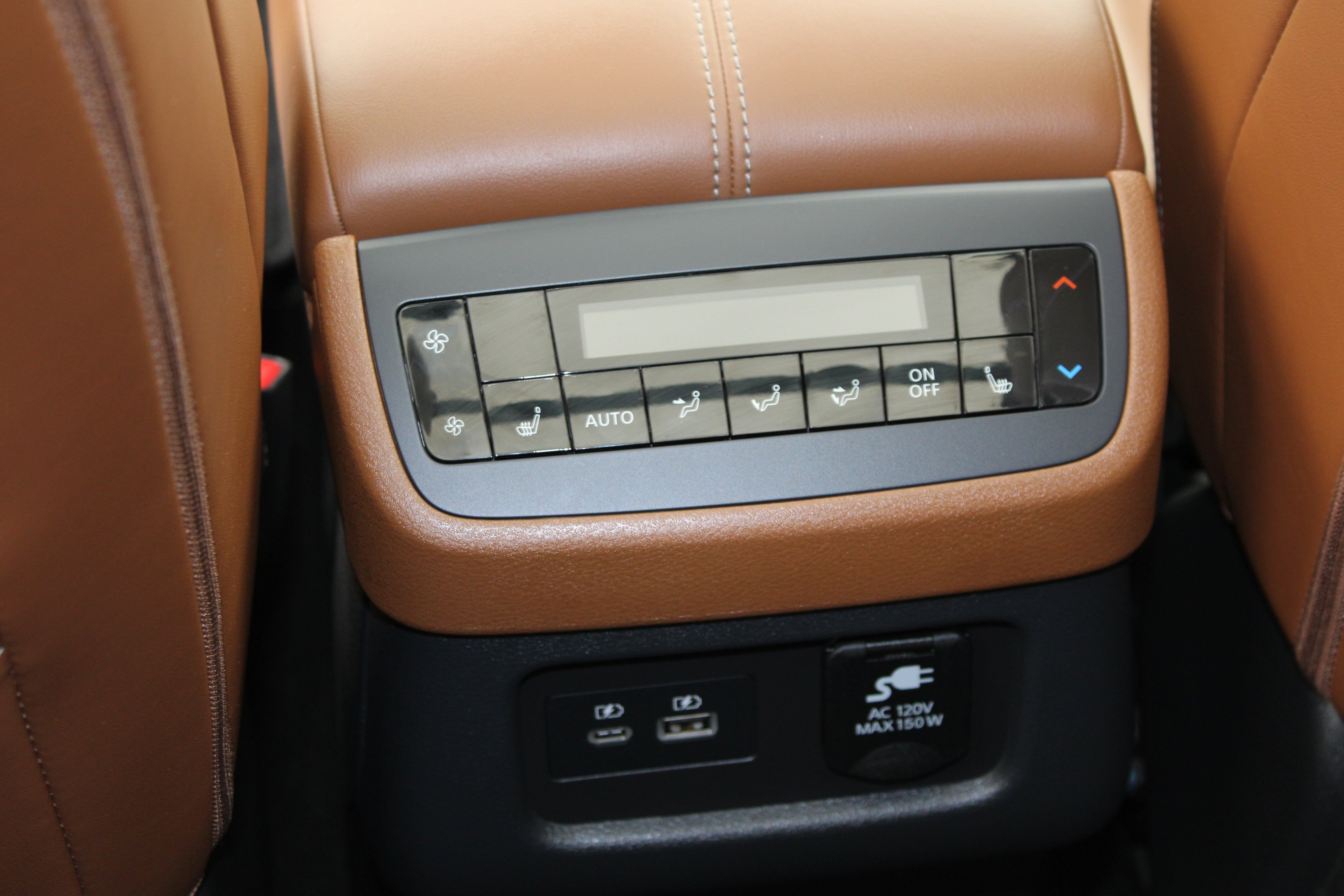 Used 2024 Deep Ocean Blue Pearl Nissan Platinum image 18
