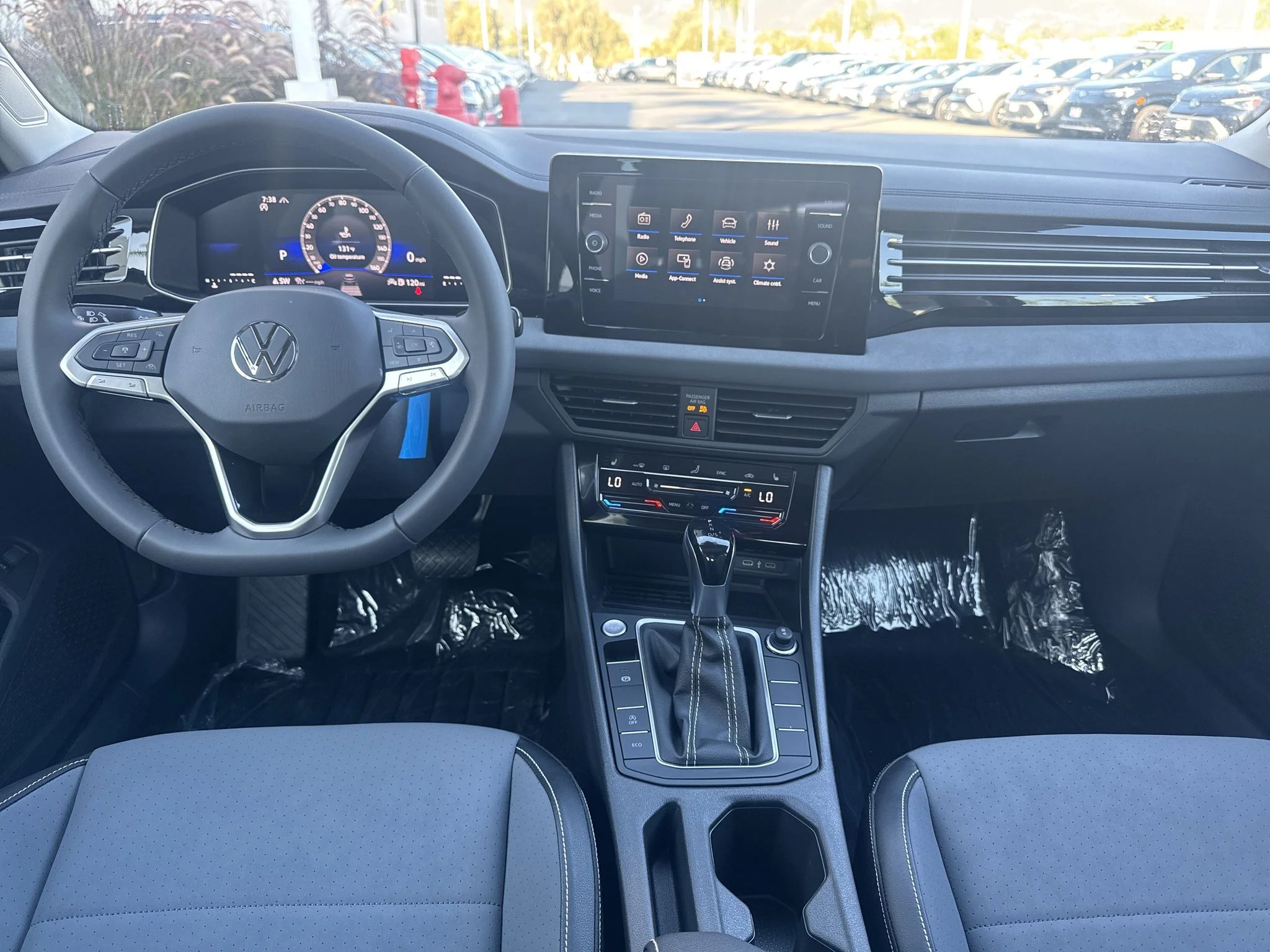 New 2026 Deep Black Pearl Volkswagen SE image 16