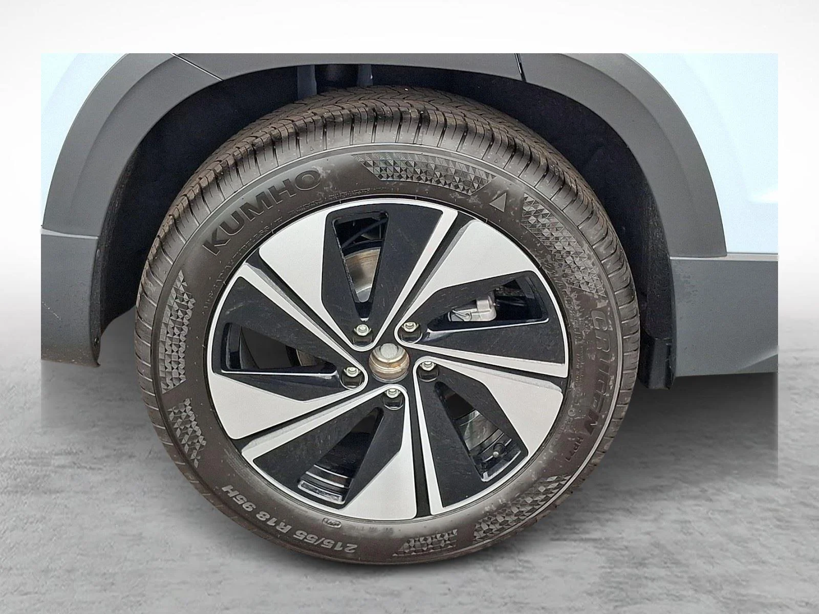 New 2026 Monument Gray Volkswagen SE image 7