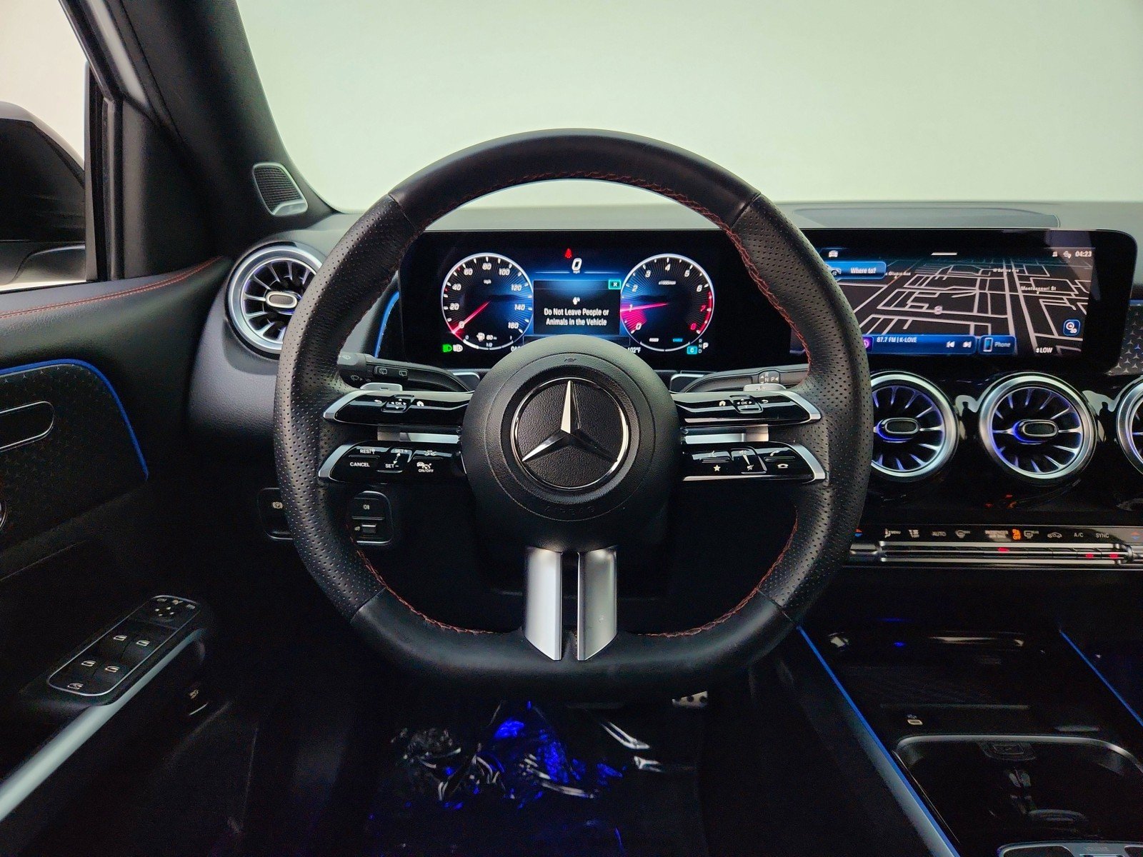 Used 2024 Polar White Mercedes-Benz AMG® Line Package image 23