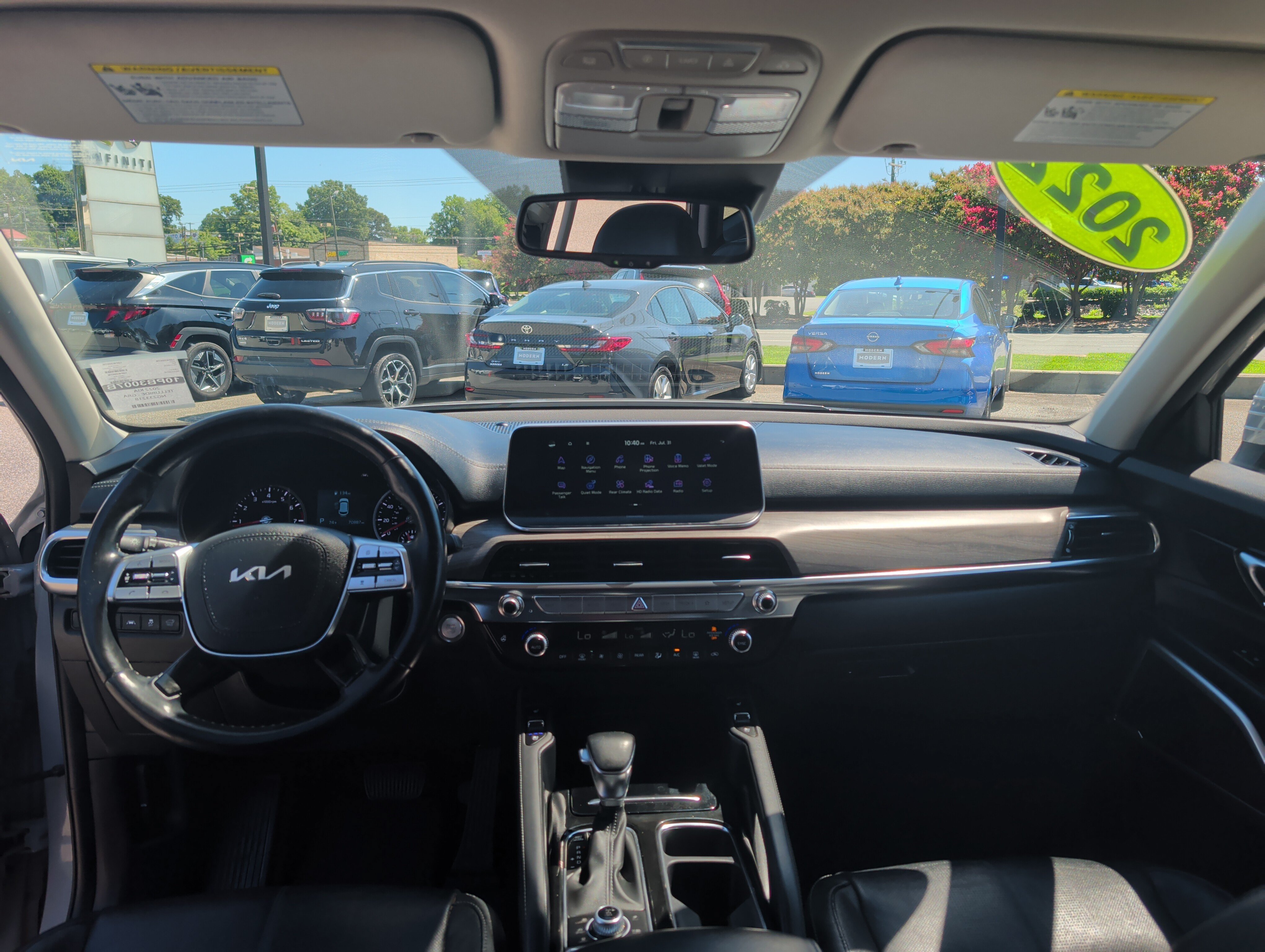 Used 2022 Wolf Gray Kia EX image 11