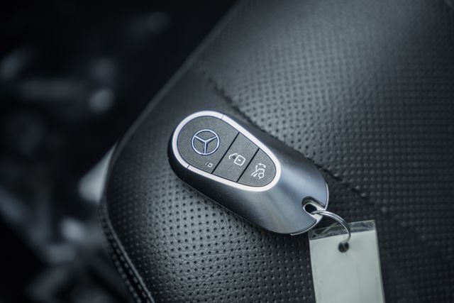 Used 2025 MANUFAKTUR Alpine Gray Mercedes-Benz CLE 450 image 45