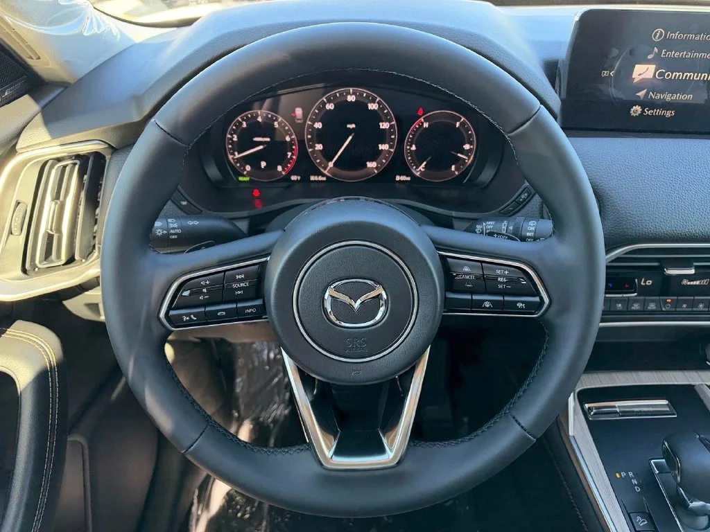 New 2026 Artisan Red Premium Mazda 3.3 Turbo Premium image 13