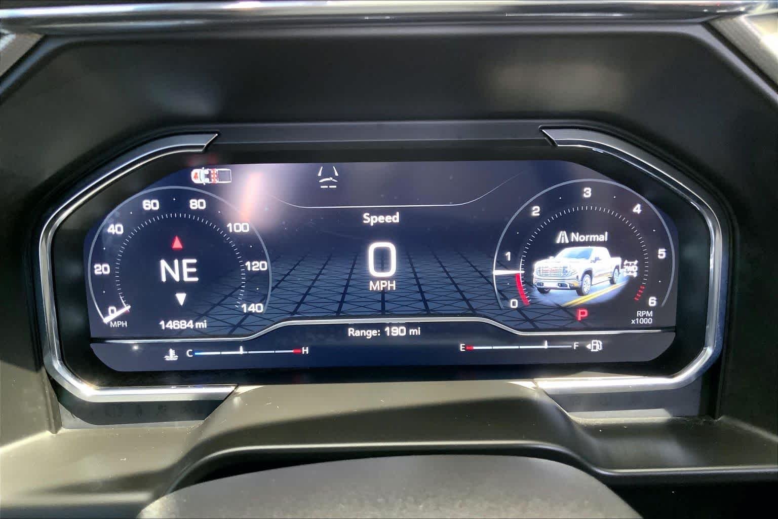 Used 2025 Onyx Black GMC Denali image 23