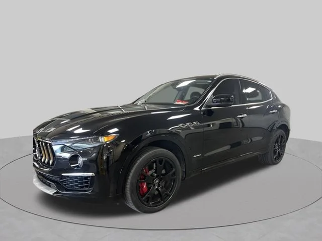 Used 2019  Maserati S GranLusso image 1