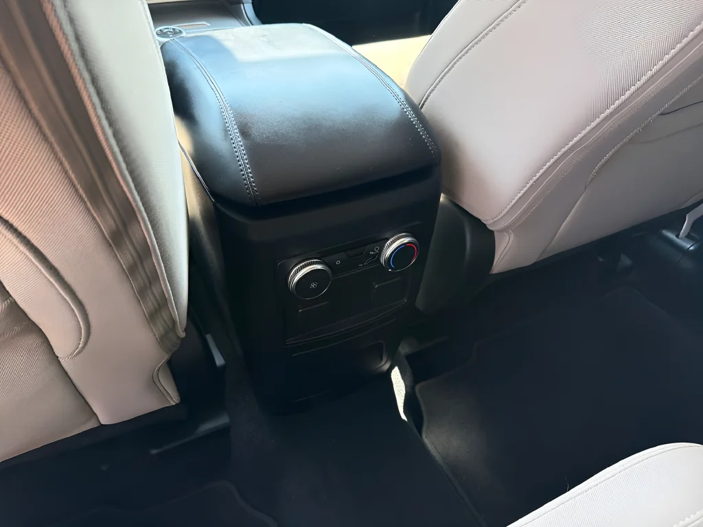Used 2021 Silver Ford Base image 28