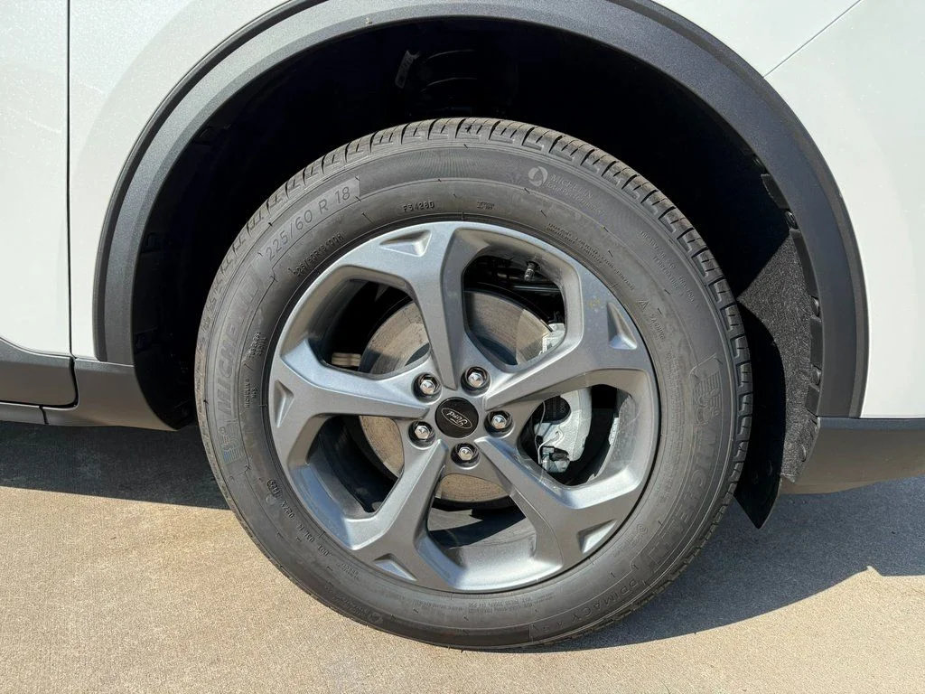 2026 Ford Escape Hybrid ST-Line Select - Photo 11