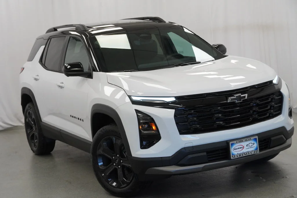 New 2027 Summit White Chevrolet LT image 12