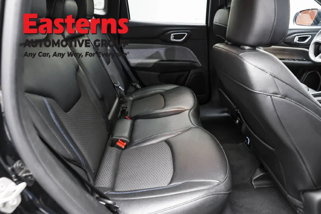Used 2024 Black Jeep Latitude image 22