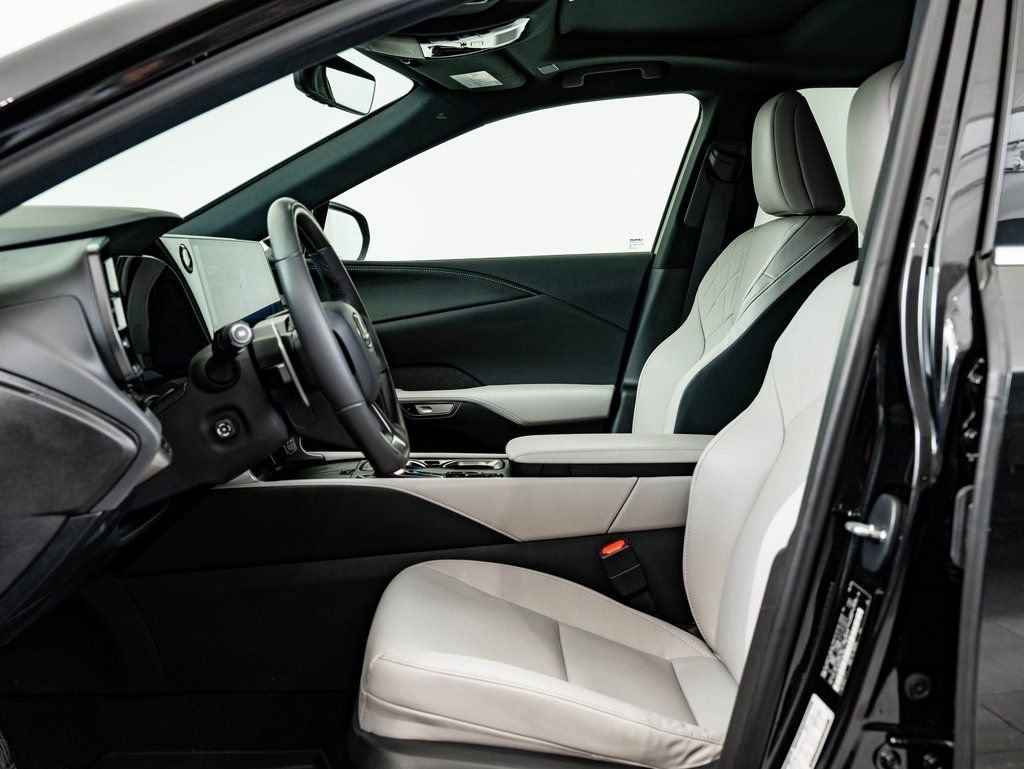 Used 2023 Caviar Lexus 350h Premium image 23