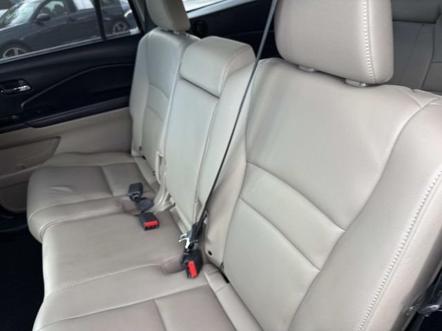 Used 2021 Red Honda EX-L image 14
