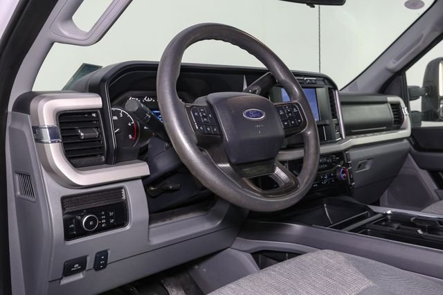 Used 2024  Ford XLT image 17