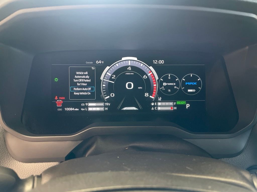 Used 2025 White Toyota SR5 image 18