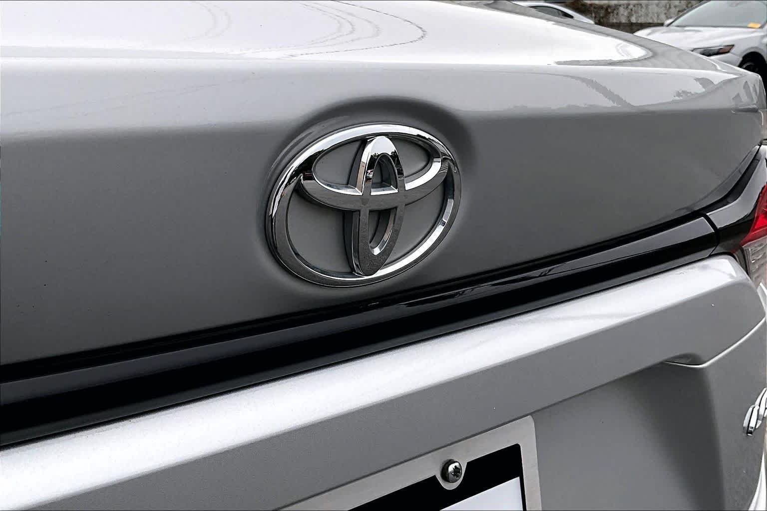 Used 2025 Classic Silver Metallic Toyota LE image 31