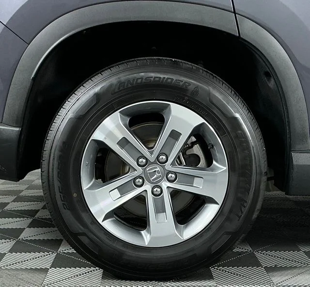 Used 2024 Modern Steel Honda EX-L image 9