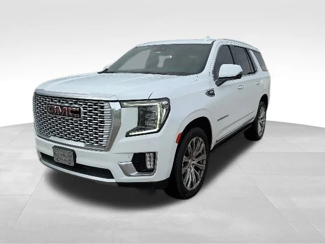 Used 2023 White GMC Denali image 10