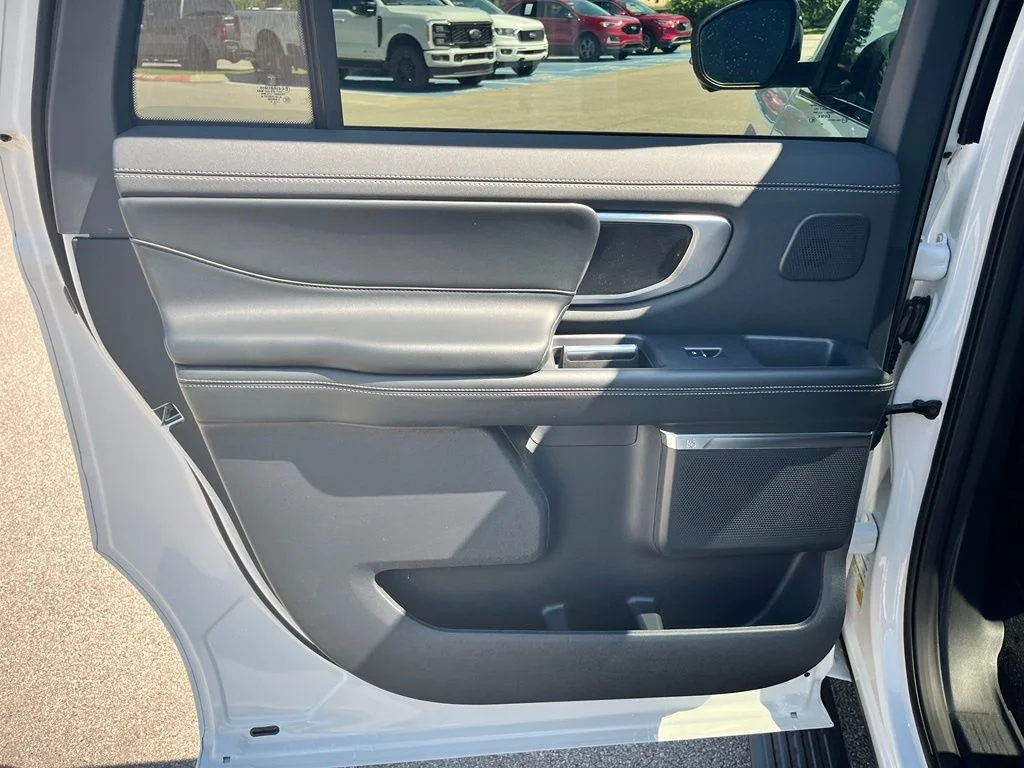 New 2026 White Ford Platinum image 8