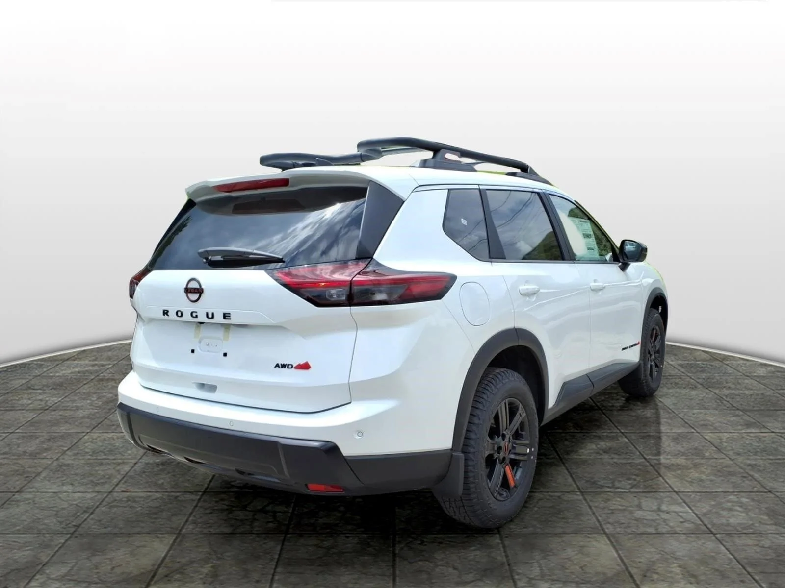 New 2026 Everest White Pearl Tricoat Nissan Rock Creek image 3