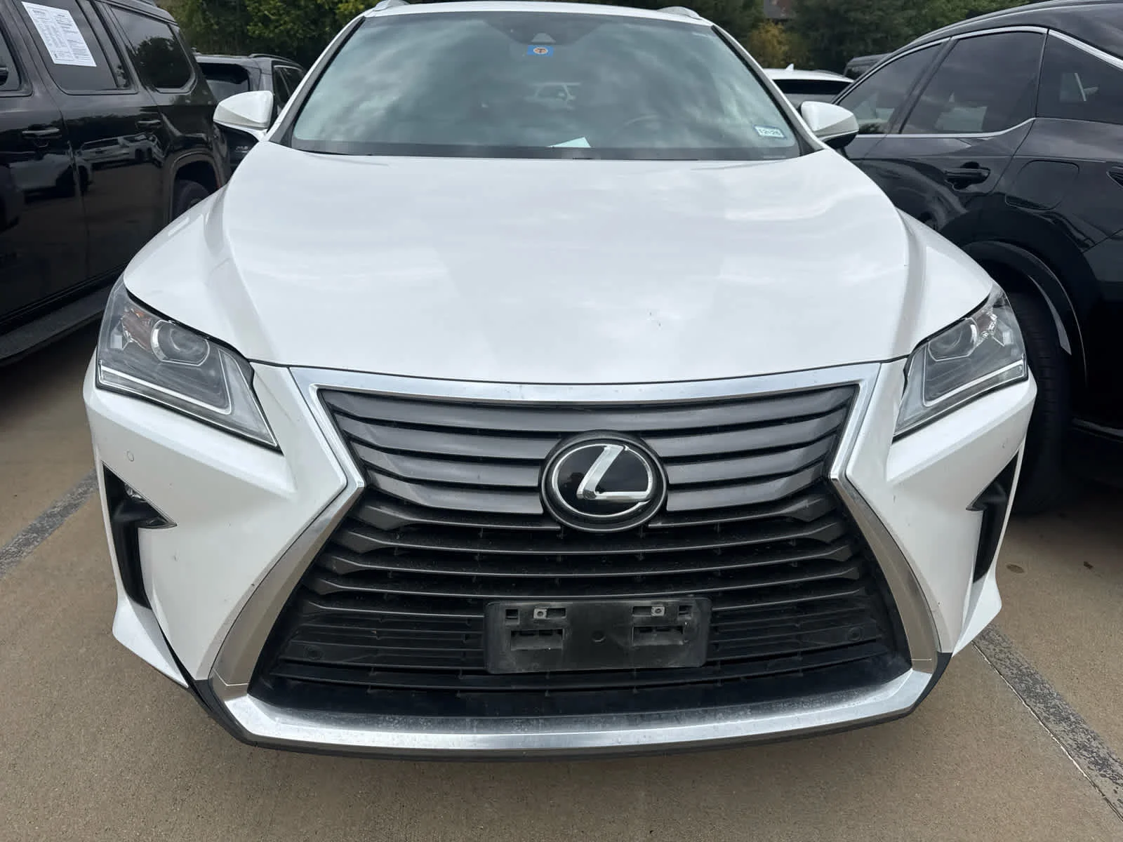 Used 2017 Eminent White Pearl Lexus  image 3