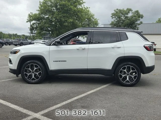 Used 2025 White Jeep Limited image 2