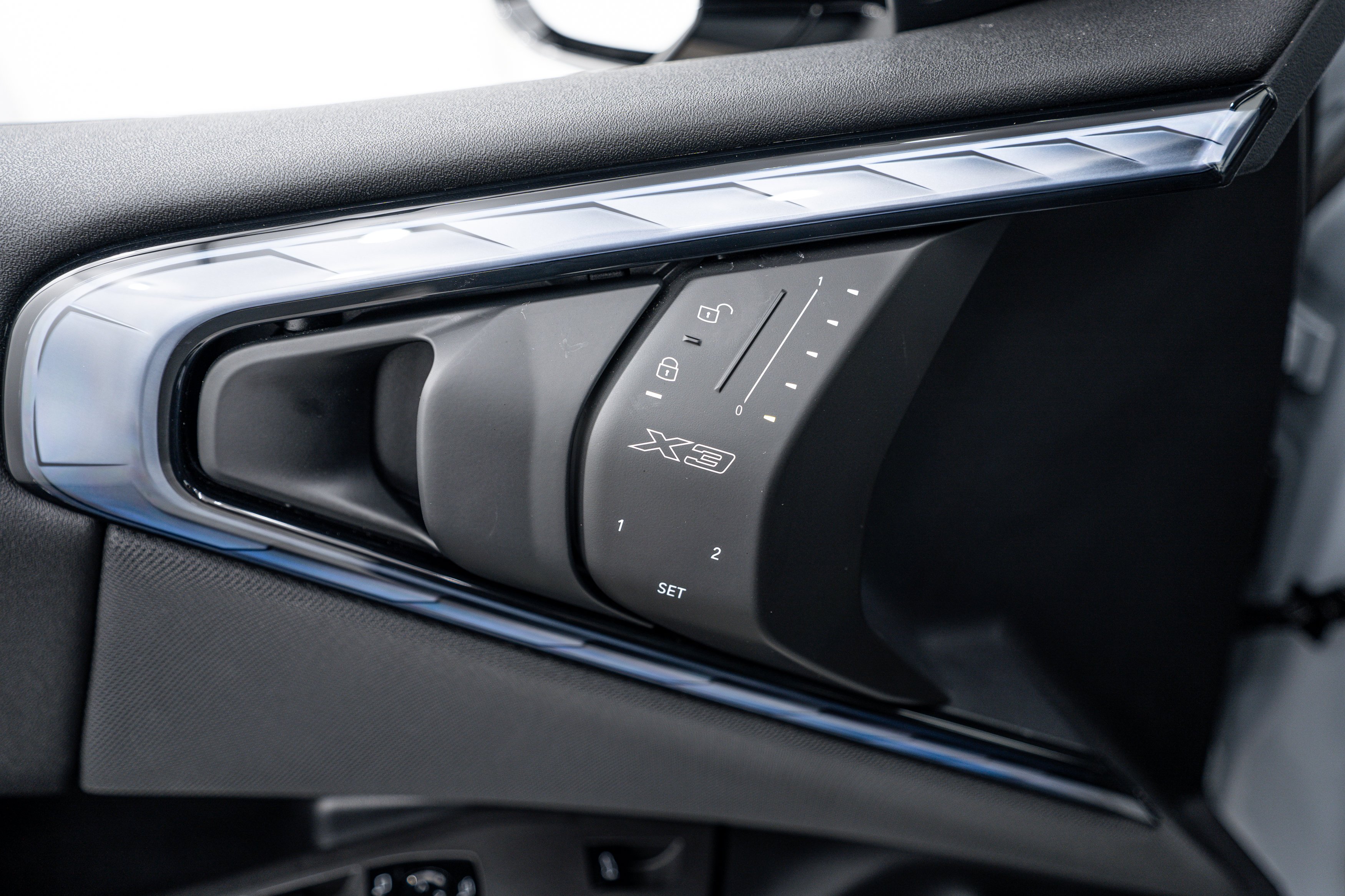 Used 2025 Brooklyn Grey Metallic BMW M50 xDrive image 13