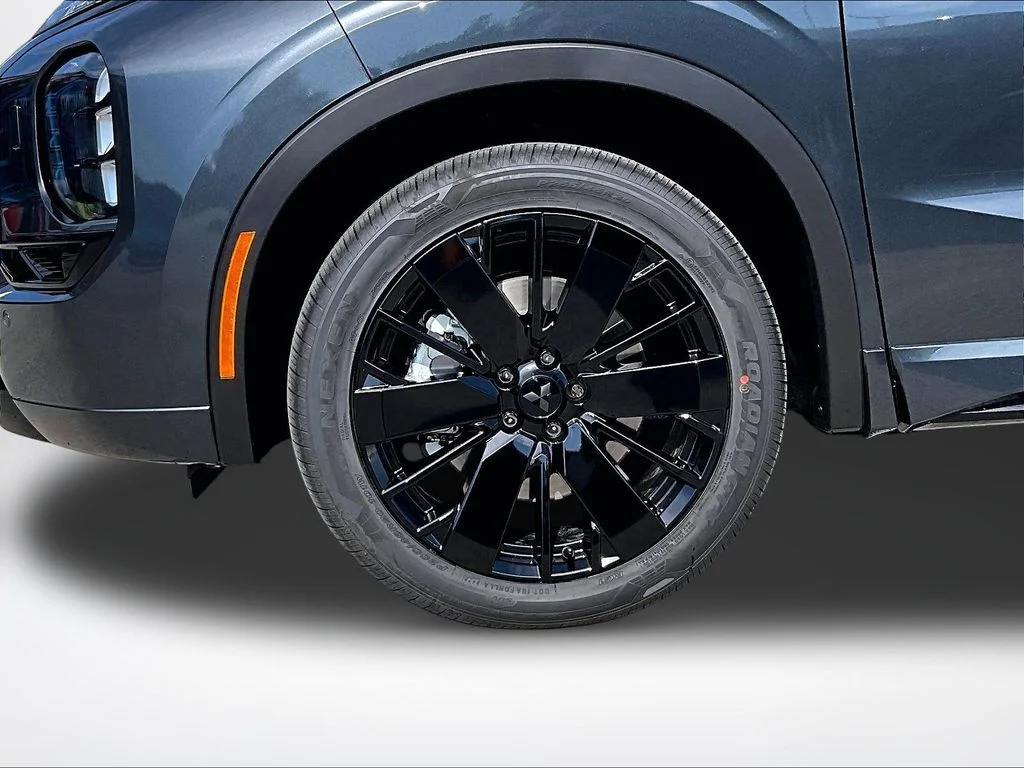 New 2026 Gray Mitsubishi BLACK EDITION S-AWC image 14