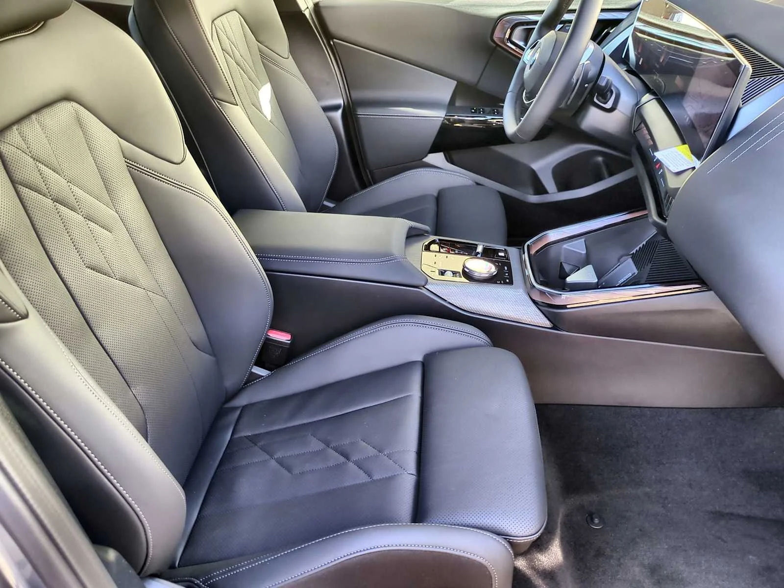 New 2026 Skyscraper Grey Metallic BMW 30 xDrive image 21