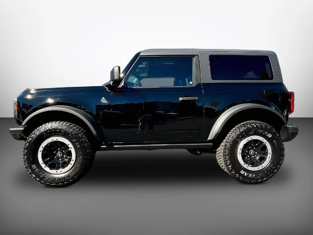 Used 2023 Shadow Black Ford Black Diamond image 4