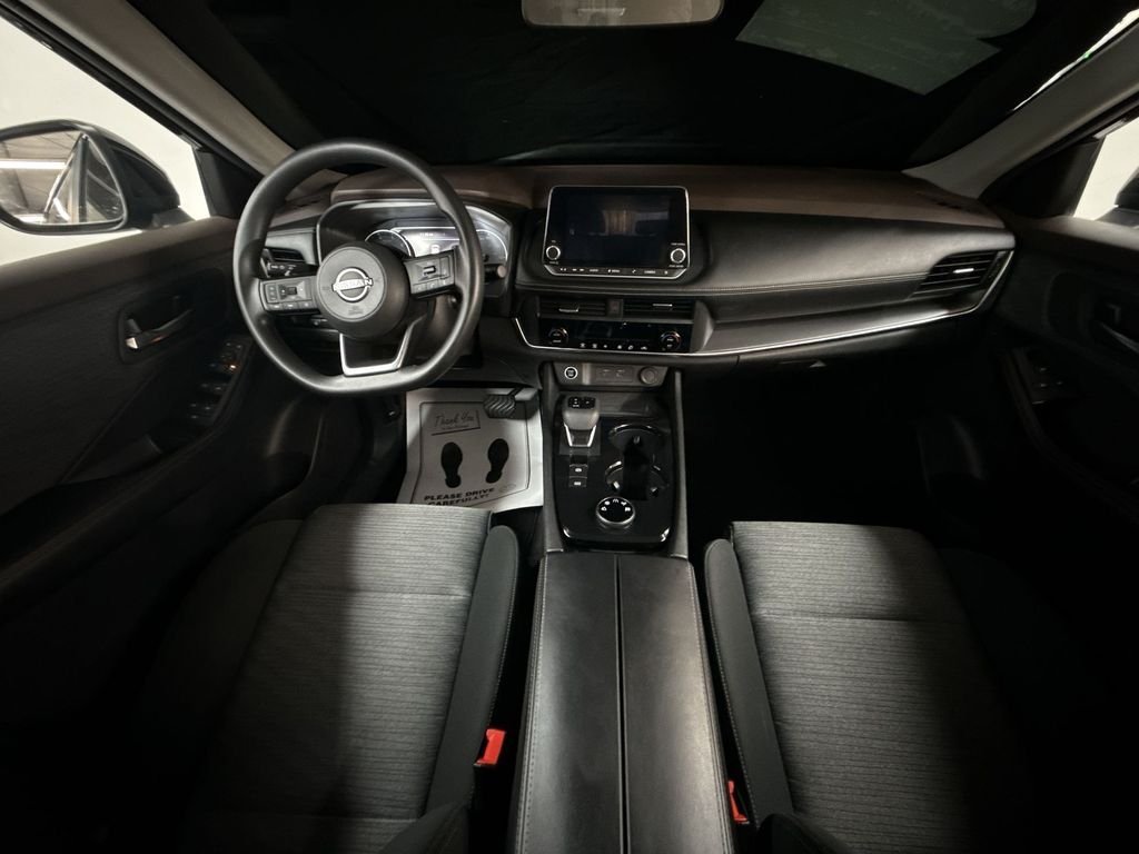 Used 2023 Super Black Nissan SV image 19