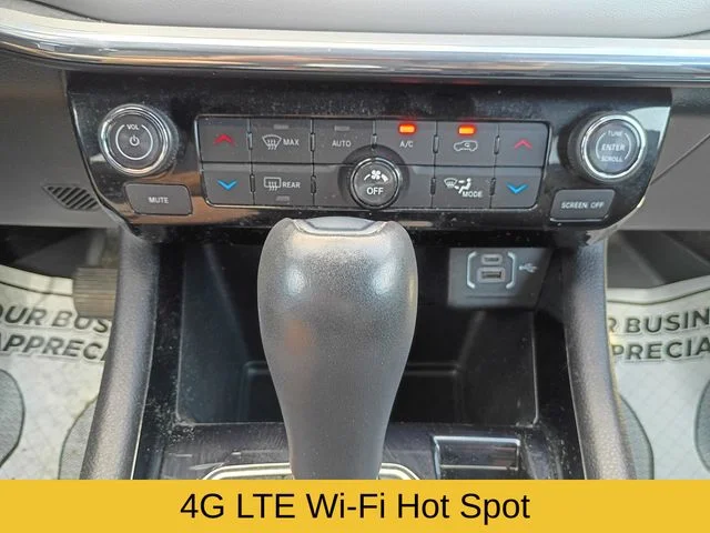 Used 2024 Blue Jeep Limited image 17