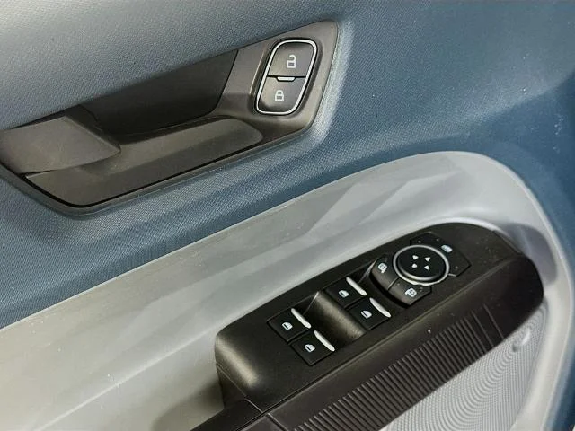 New 2026 Space White Metallic Ford XLT image 46