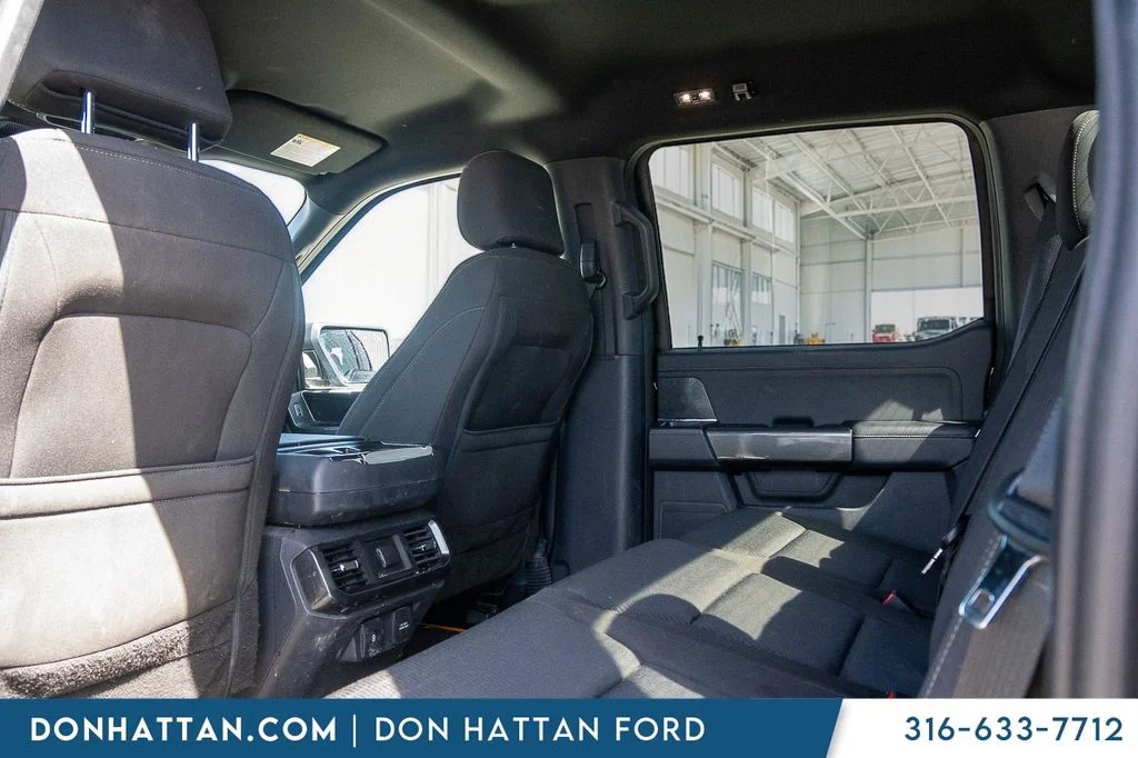 Used 2023 Black Ford XLT image 20