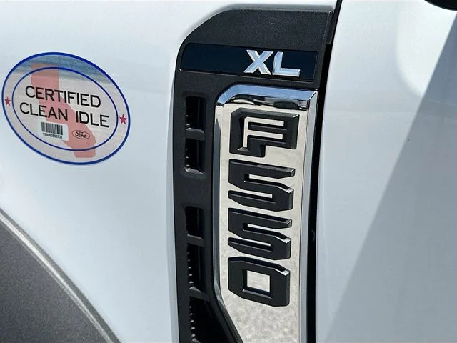 New 2025 Oxford White Ford XL KNAPHEIDE 11